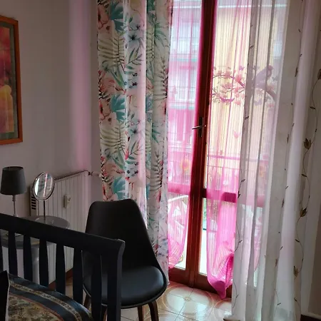 Yellow Submarine Freeparking Petfriendly Apartment Rapallo