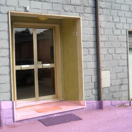 Yellow Submarine Freeparking Petfriendly *